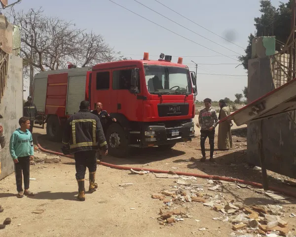 جانب من الحريق