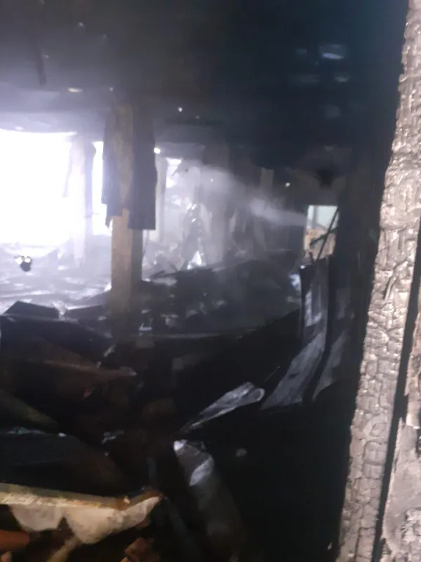 جانب من الحريق