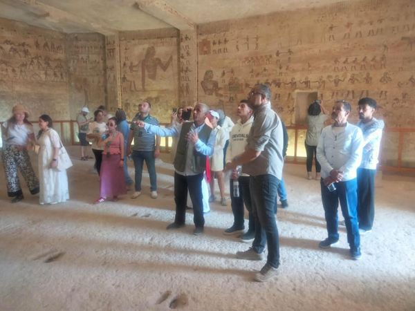 جانب من الزيارة 