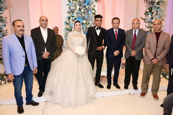 حفل زفاف عروسين ايتام 