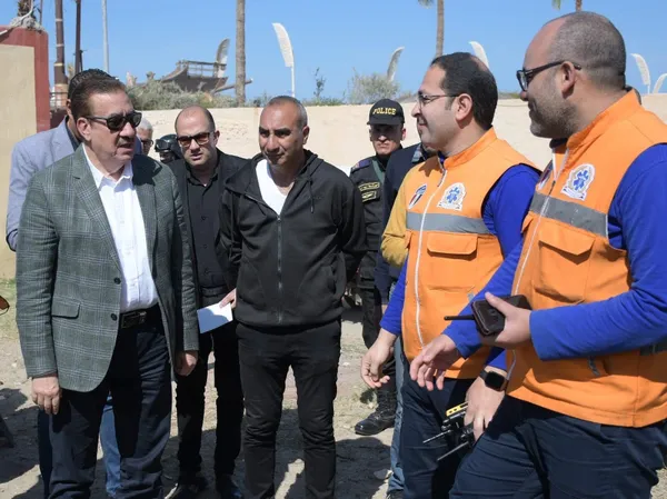 محافظ بورسعيد: انتشار 45 منقذًا بطول الشاطئ خلال الاحتفالات بأعياد الربيع