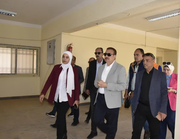 محافظ بورسعيد يوجه بسرعة البدء في إقامة بيت للطالبات داخل جزء من الحضانة بمدينة سلام مصر 