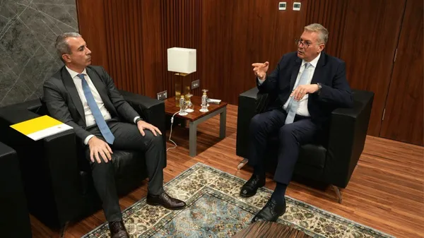 وزير البترول