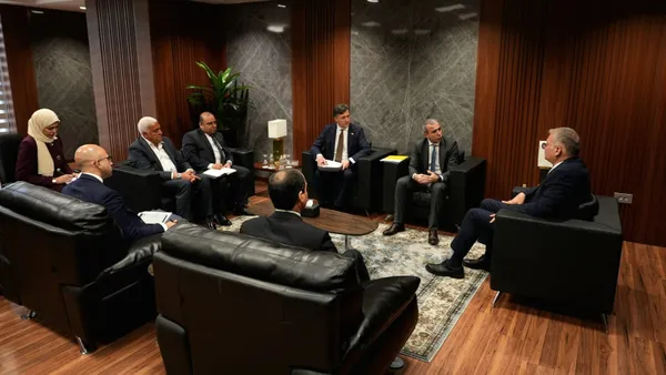 وزير البترول