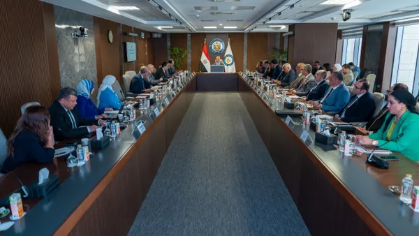 وزير البترول