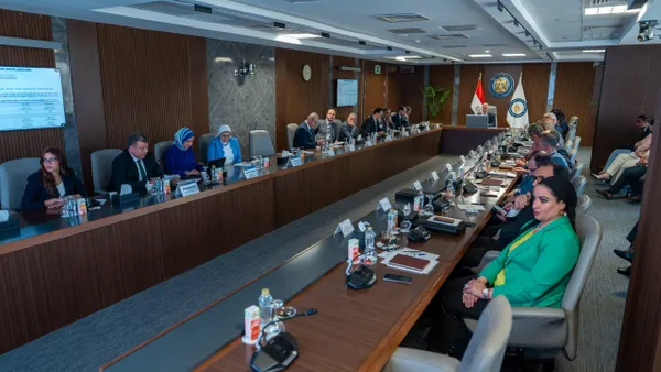 وزير البترول