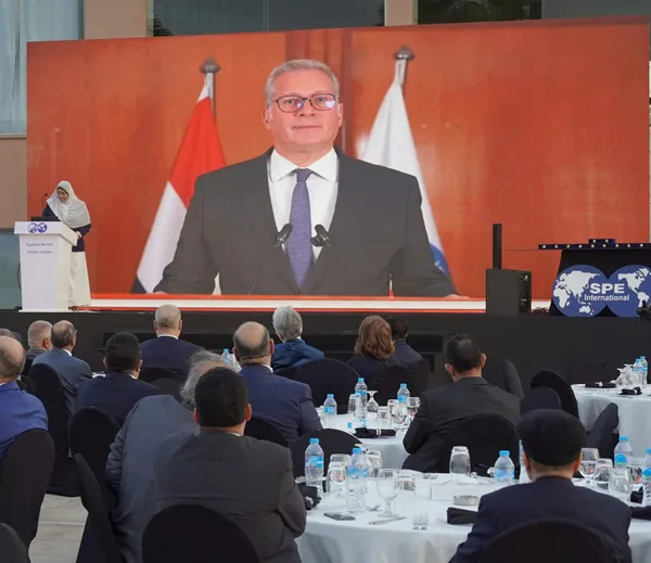 وزير البترول