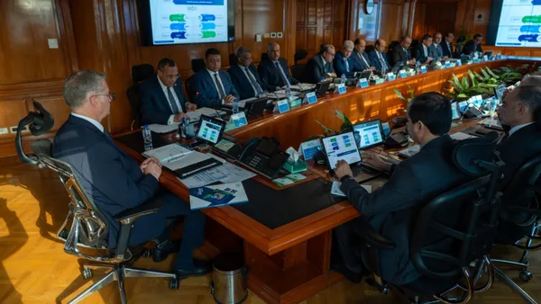 وزير البترول