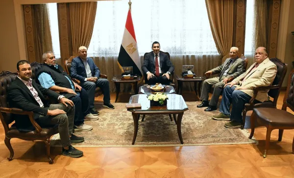 وزير الشباب والرياضة