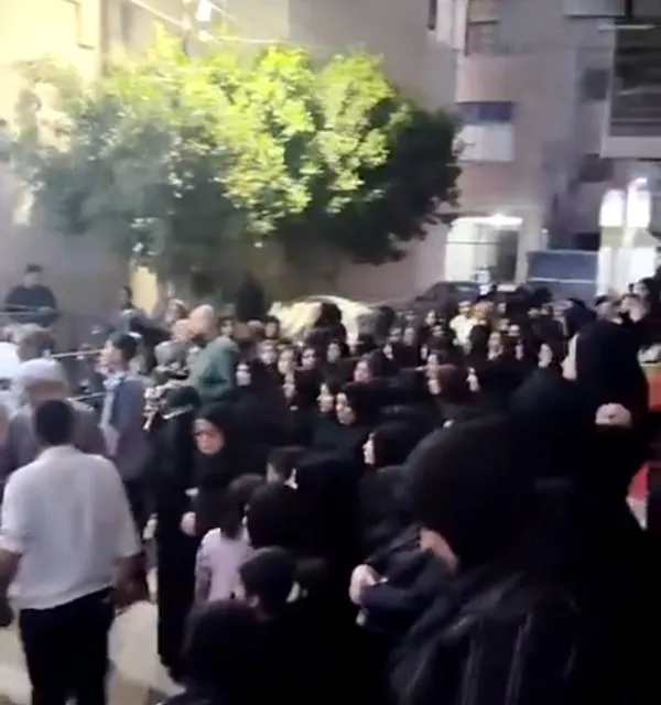 جانب من الجنازة