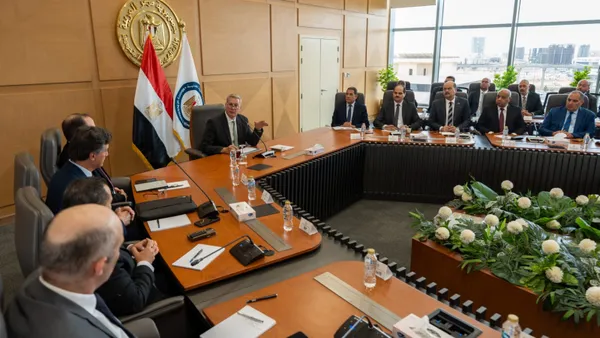 وزير البترول