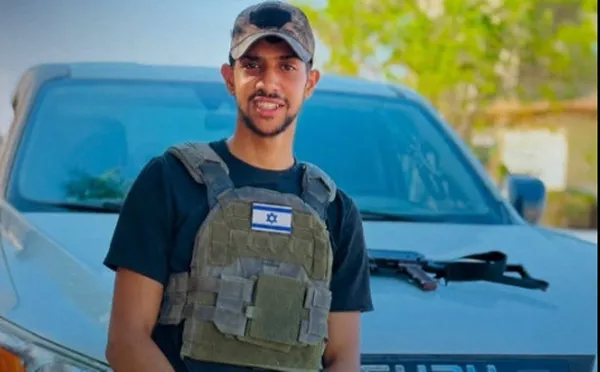 القتيل وعلى صدره علم اسرائيل