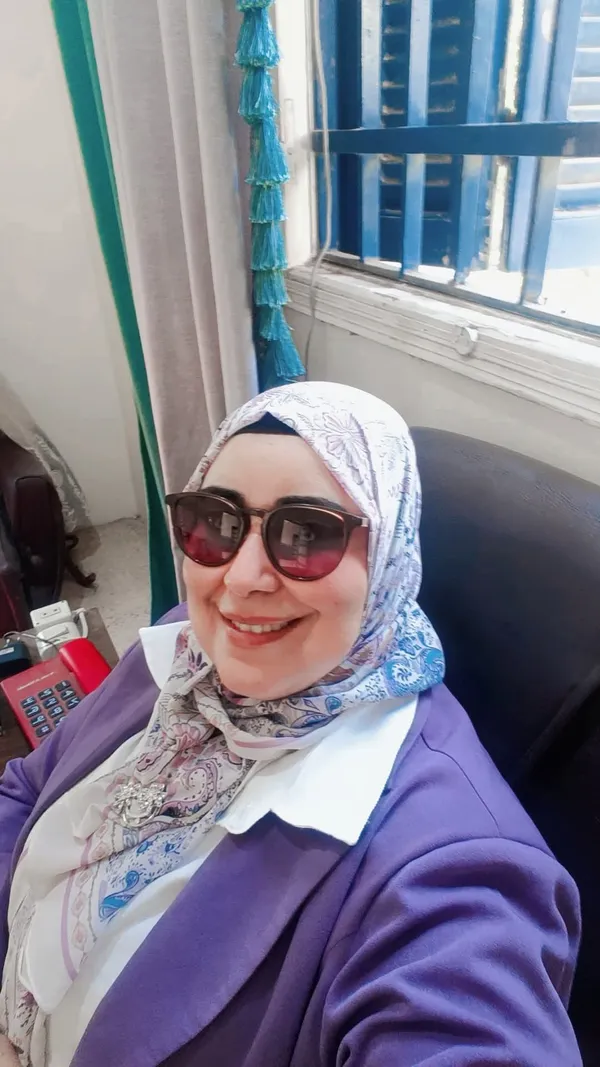 المهندسة حكمت الباز، رئيس القرية المصابة 