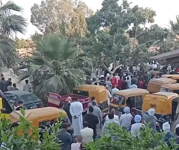 جانب من الجنازة 