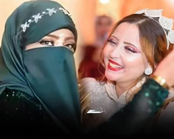 داليا الحوشي و ابنتها نورهان