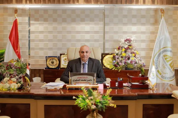رئيس جامعة مدينة السادات 