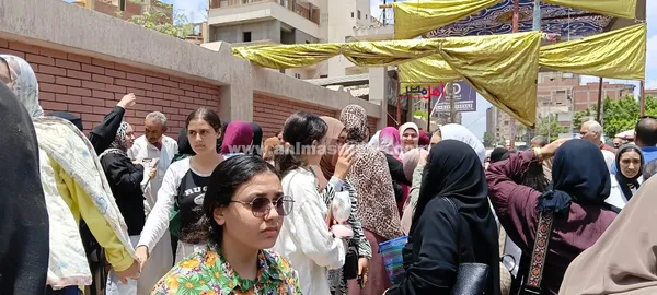 طلاب الثانوية العامة 