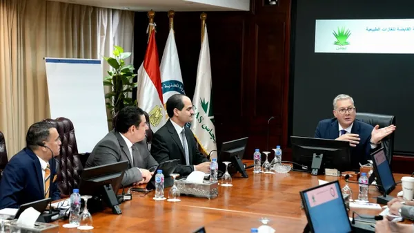 وزير البترول