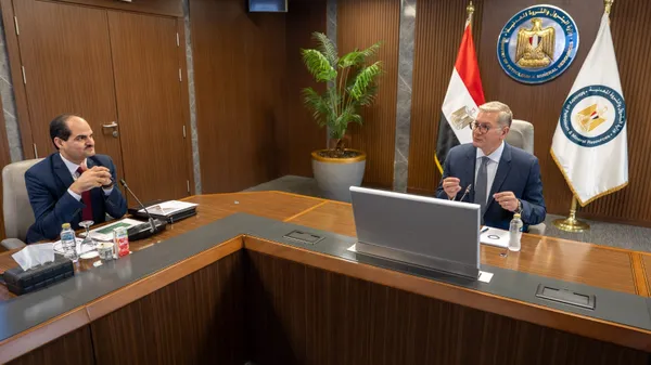 وزير البترول