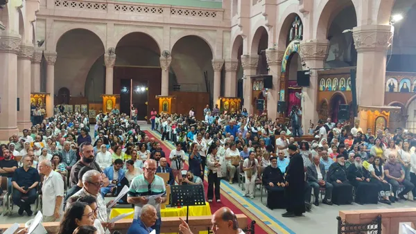 بالزغاريد والأعلام.. احتفال كاتدرائية اللاتين ببورسعيد بالذكرى المئوية الأولى لتأسيس النيابة الرسولية اللاتينية