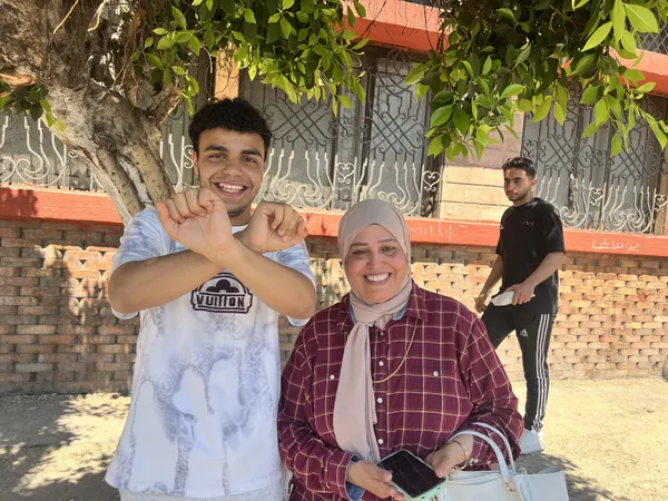 بعلامة حسام حسن.. طالب ثانوية عامة ببورسعيد يعترض بعد أداء 