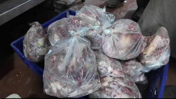 تموين كفر الشيخ: ضبط نصف طن دواجن مجهولة البيانات في حملة مكبرة
