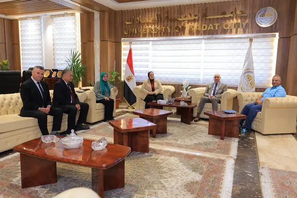 جامعة مدينة السادات 