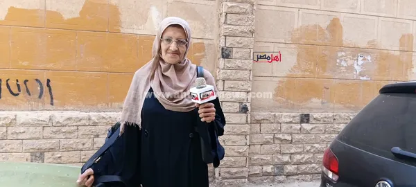 والدة إحدى طالبات الثانوية العامة بكفر الشيخ 
