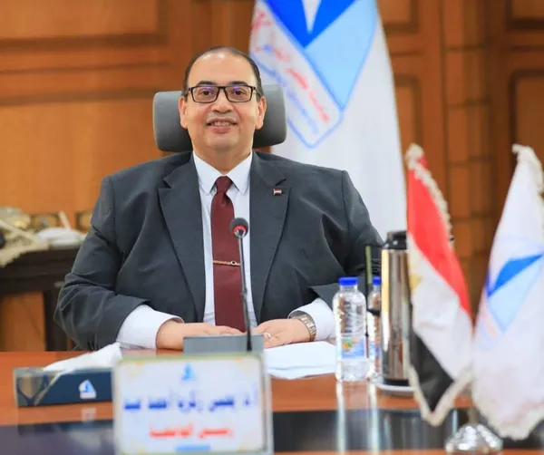 الدكتور يحيى زكريا عيد، رئيس جامعة كفر الشيخ 