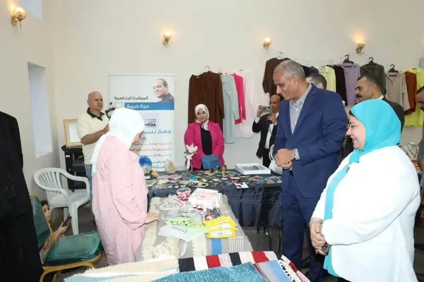 جانب من الافتتاح 