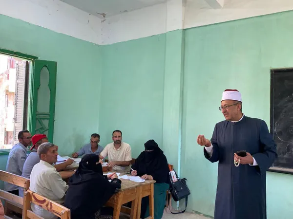 جانب من تفقد أعمال تصحيح الامتحانات 