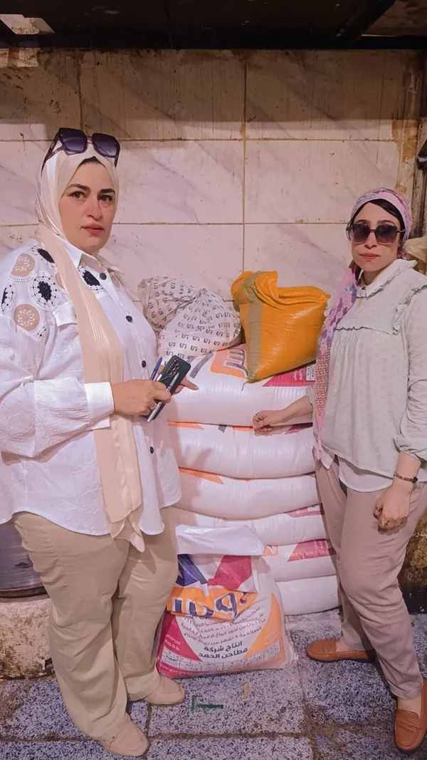 ضبط دقيق وأغذية فاسدة داخل مخبز ومحل بيتزا بحي الشرق ببورسعيد