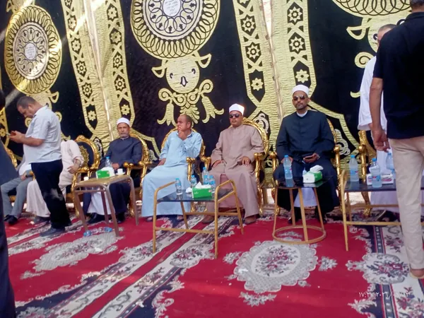 وفد أوقاف الإسماعيلية في عزاء ضحايا حادث الدواويس 