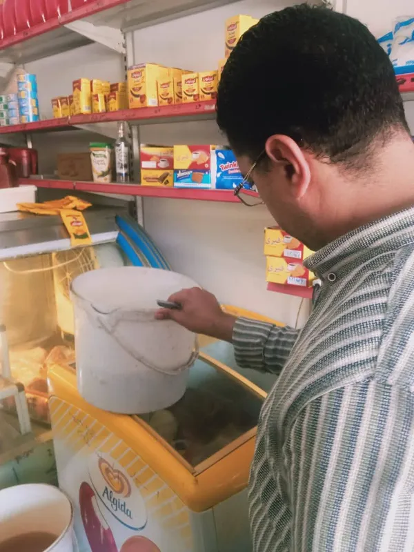 تموين كفر الشيخ: ضبط مخلل بدون بيانات وسجائر بأزيد من السعر في حملة تموينية بدسوق