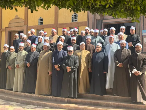 جانب من القافلة الدعوية 