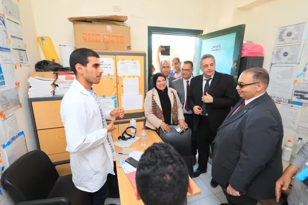 جانب من القافلة الطبية