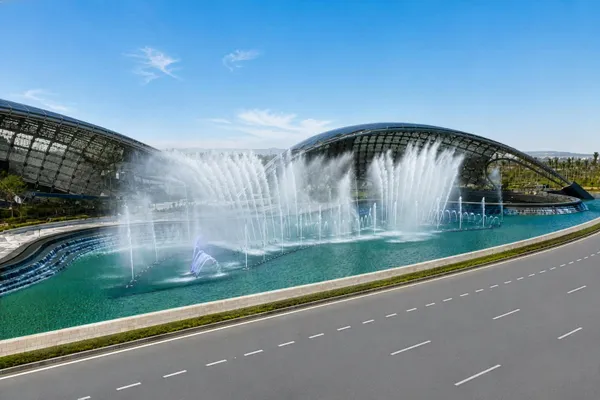مدينة نور..طلعت مصطفى 