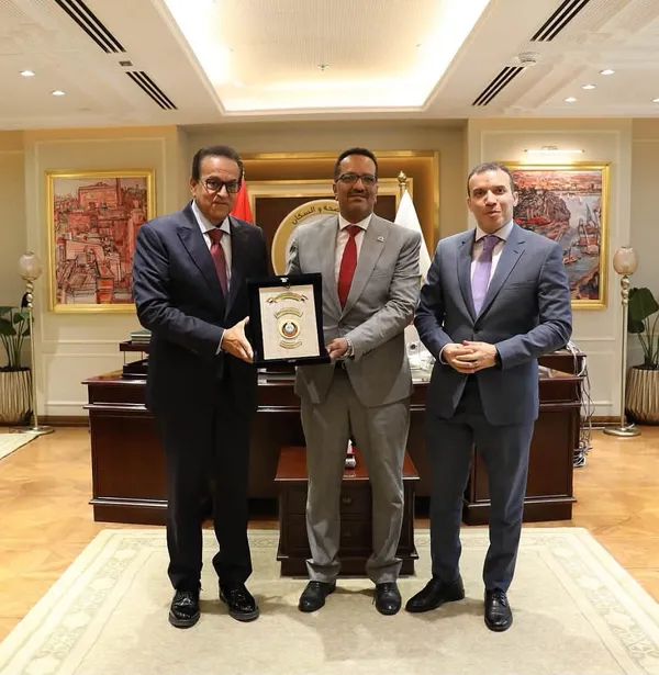 وزير الصحة يكرم إسعاف بنى سويف 