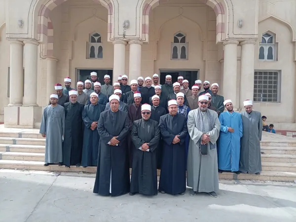 جانب من القافلة الدعوية 