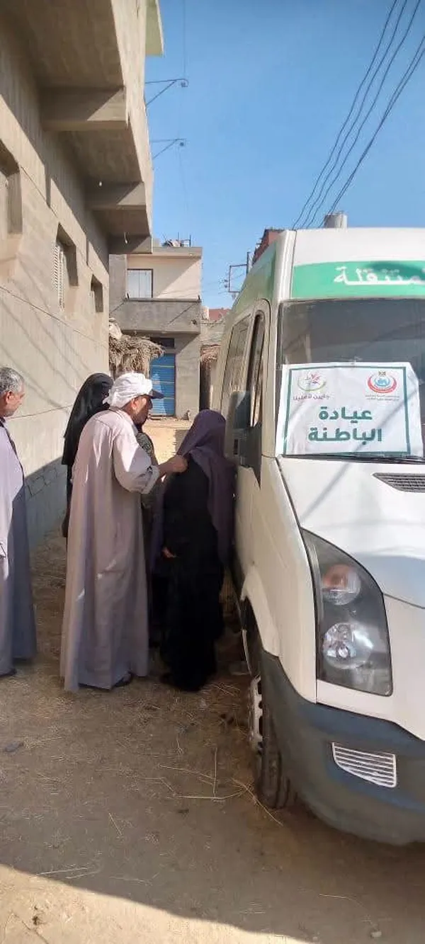 جانب من القافلة الطبية