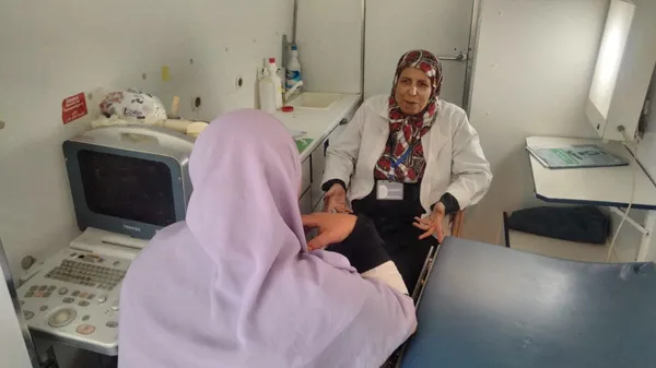 جانب من القافلة العلاجية 