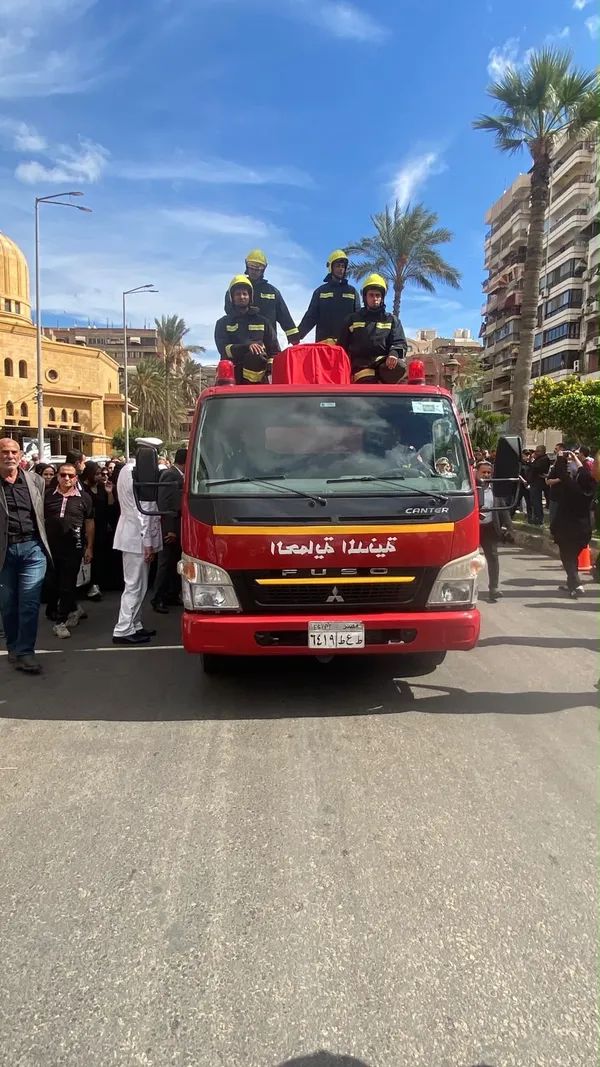 جنازة عسكرية مهيبة  للنقيب أحمد النشار بحضور القيادات الأمنية والعسكرية والتنفيذية وأبناء بورسعيد 
