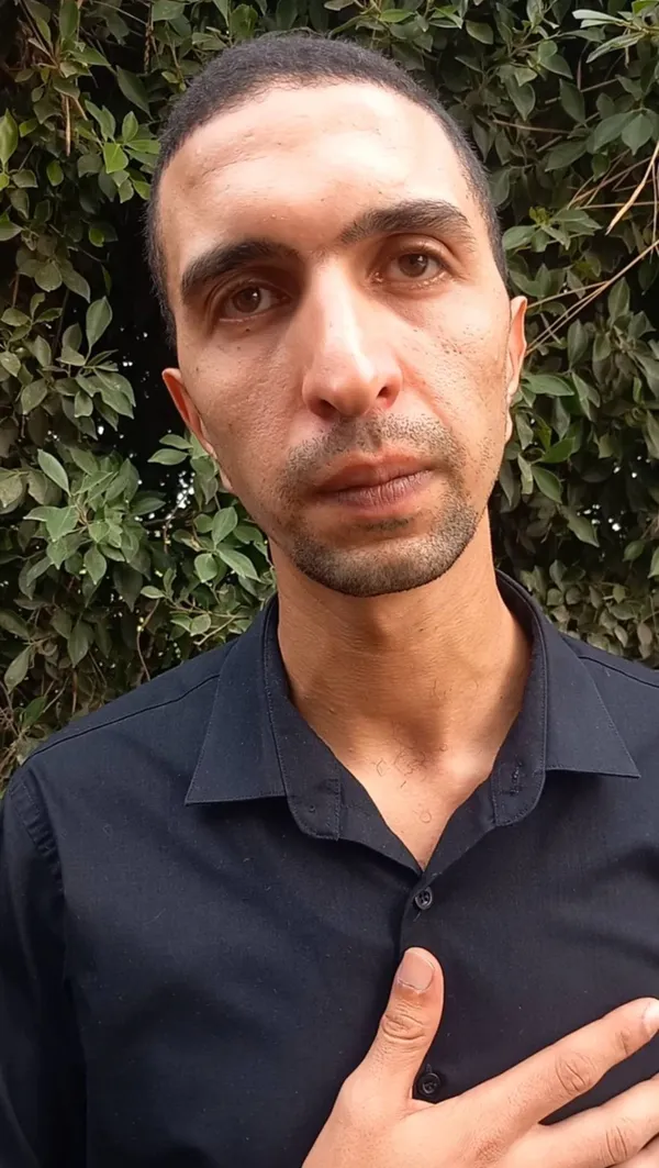 شقيق المضيفة عزه رمزي