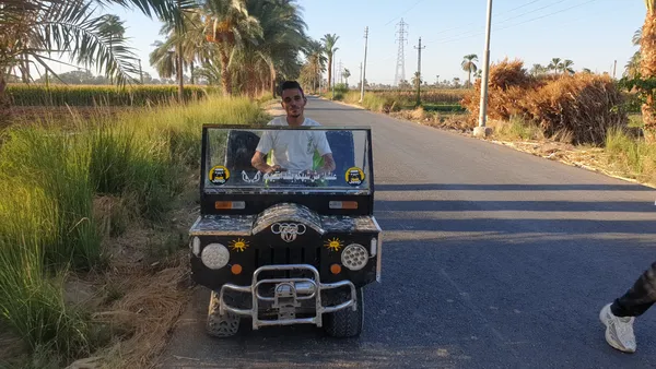 محمد مبتكر سيارة