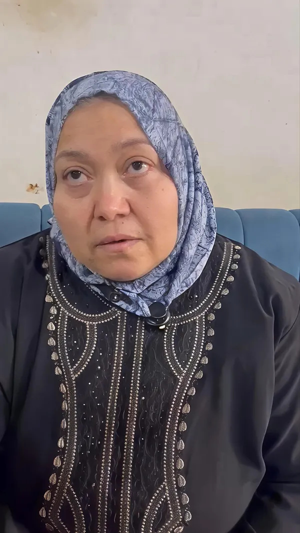 والدة المحامي 