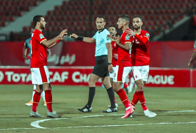 القنوات الناقلة لـ مباراة الأهلي والزمالك بالدوري اليوم ...