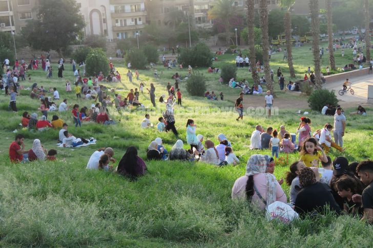إقبال متزايد من المواطنين على الحدائق والمتنزهات في ثاني أيام عيد الأضحى