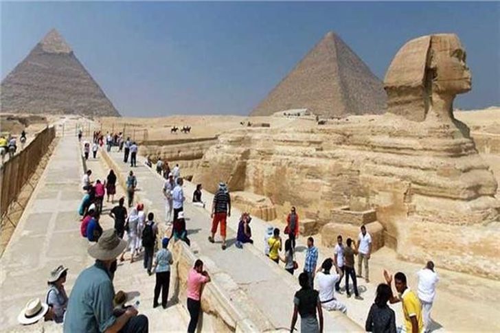 افتتاح فنادق وتعزيز التحول الرقمي».. تفاصيل خطة تنشيط السياحة في مصر 2021 |  أهل مصر