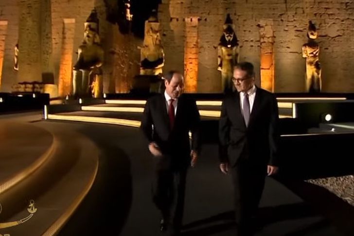 لحظة وصول الرئيس السيسي إلى حفل افتتاح طريق الكباش | أهل مصر