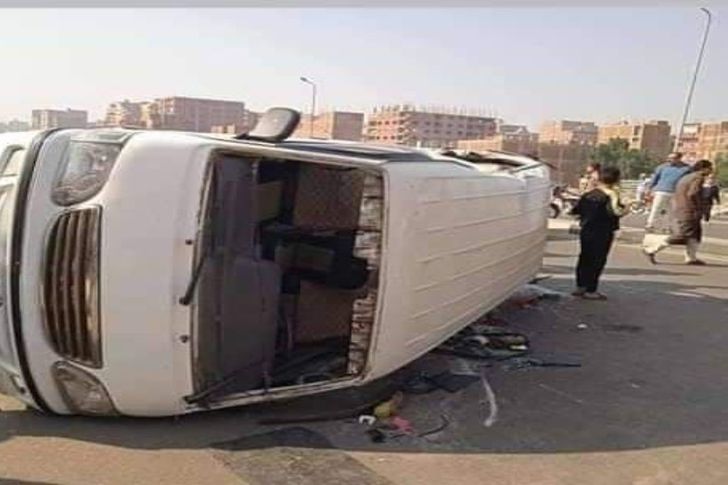إصابة 8 أشخاص في انقلاب ميكروباص بطريق طنطا - كفر الشيخ الدولي | أهل مصر